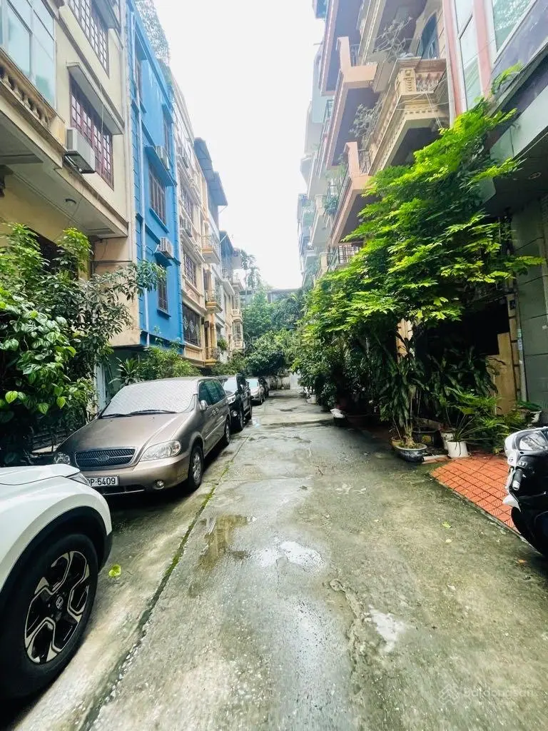 Bán nhà phân lô Khâm Thiên, oto tránh, vỉa hè, bãi xe, DT 56m2 x 5 tầng, MT 4 m giá 21 tỷTL
