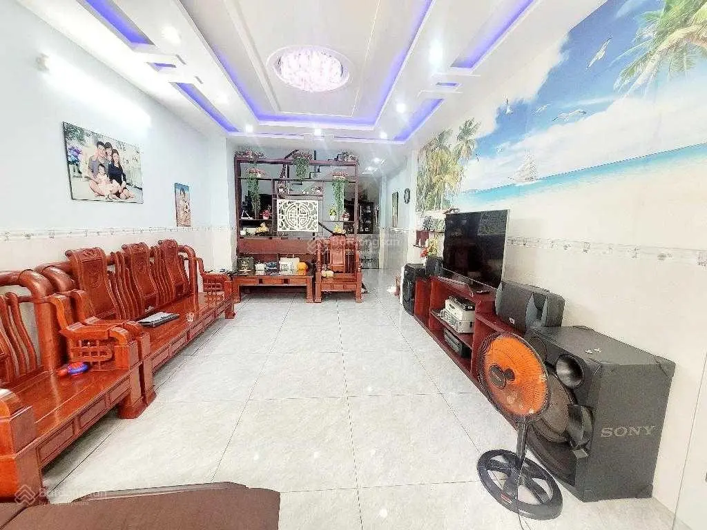 Nhà đẹp - Giá tốt, 4 Tầng - DT cực rộng 84M2 - HXH Khu Vip Bàu Cát.