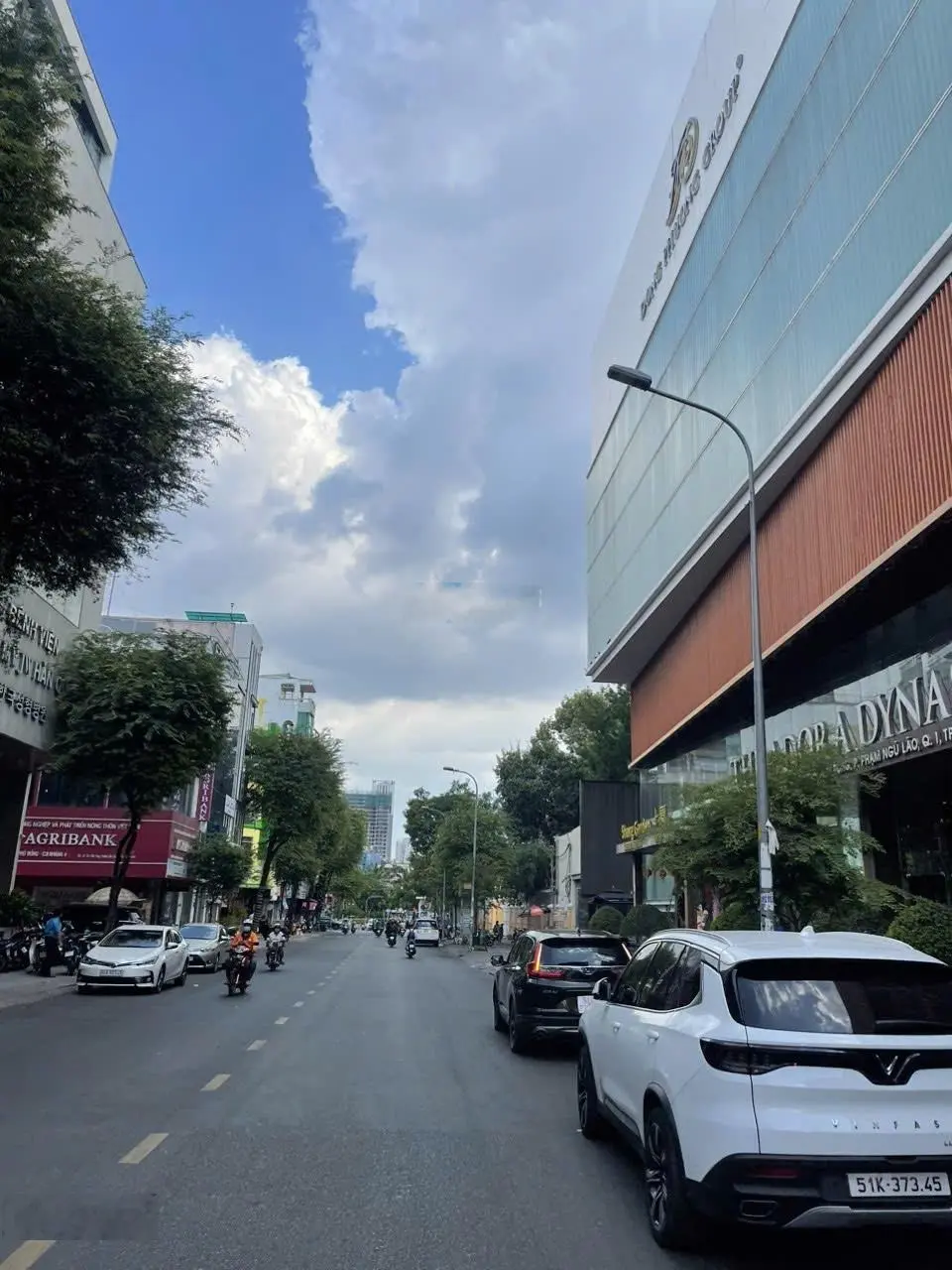 MT Tôn Thất Tùng, P. Bến Thành, Quận 1. 4.4 x17m 4 lầu HĐT: 80tr giá 32 tỷ TL