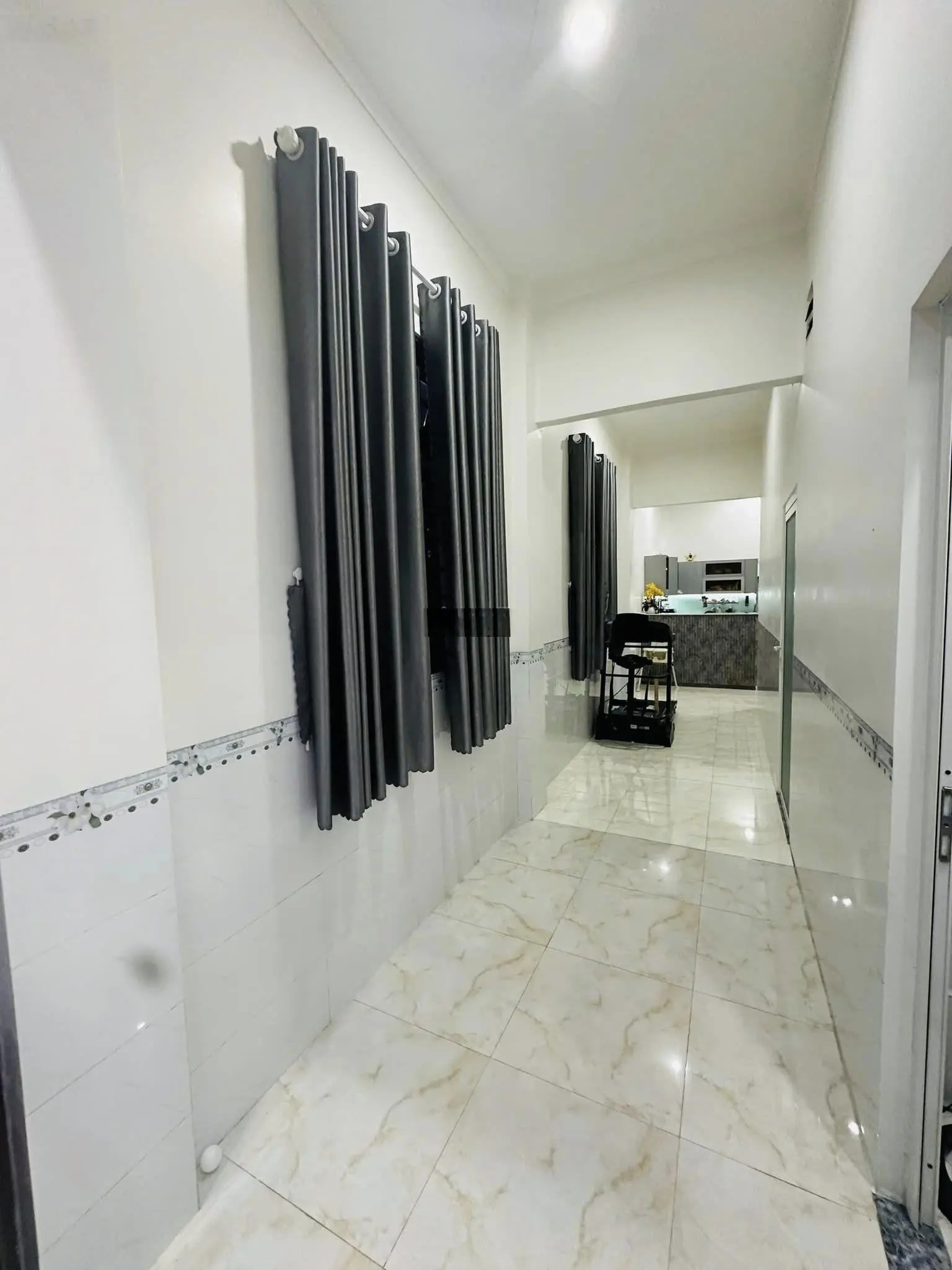 Nhà đẹp chính chủ nằm ngay phường An Lạc , giá ngộp cần sang gấp, 70m2, SHR, sang tên ngay