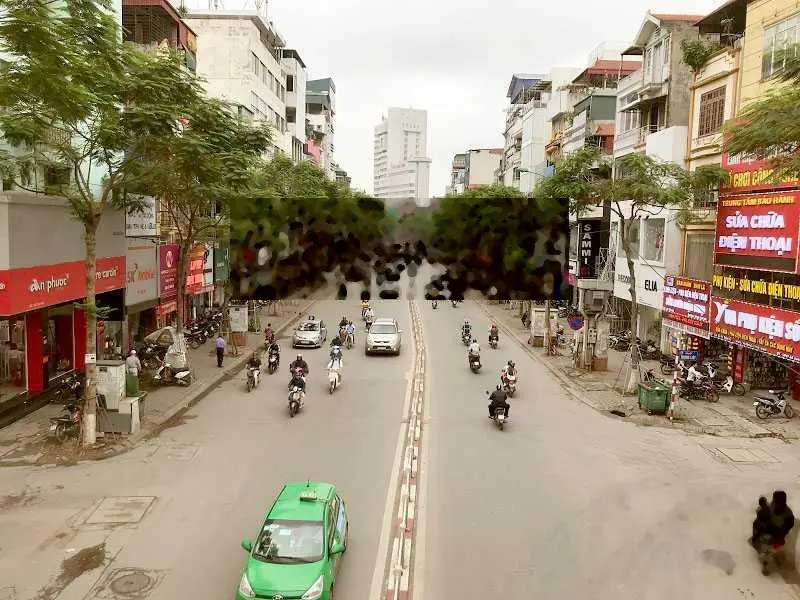 Bán nhanh nhà Thái Thịnh - mặt ngõ 2 ô tô tránh - mặt tiền rộng - DT 60m2. Giá 11.5 tỷ