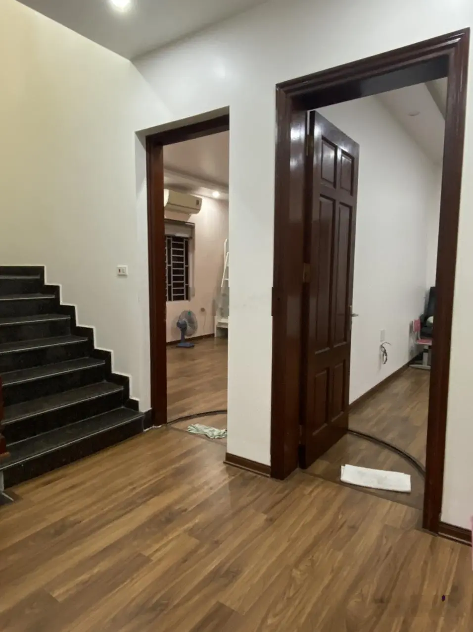 Bán nhà biệt thự Đồng Hòa, Kiến An cách hồ Tam Bạc 4 km, giá chỉ 8.x tỷ (x tí hon)