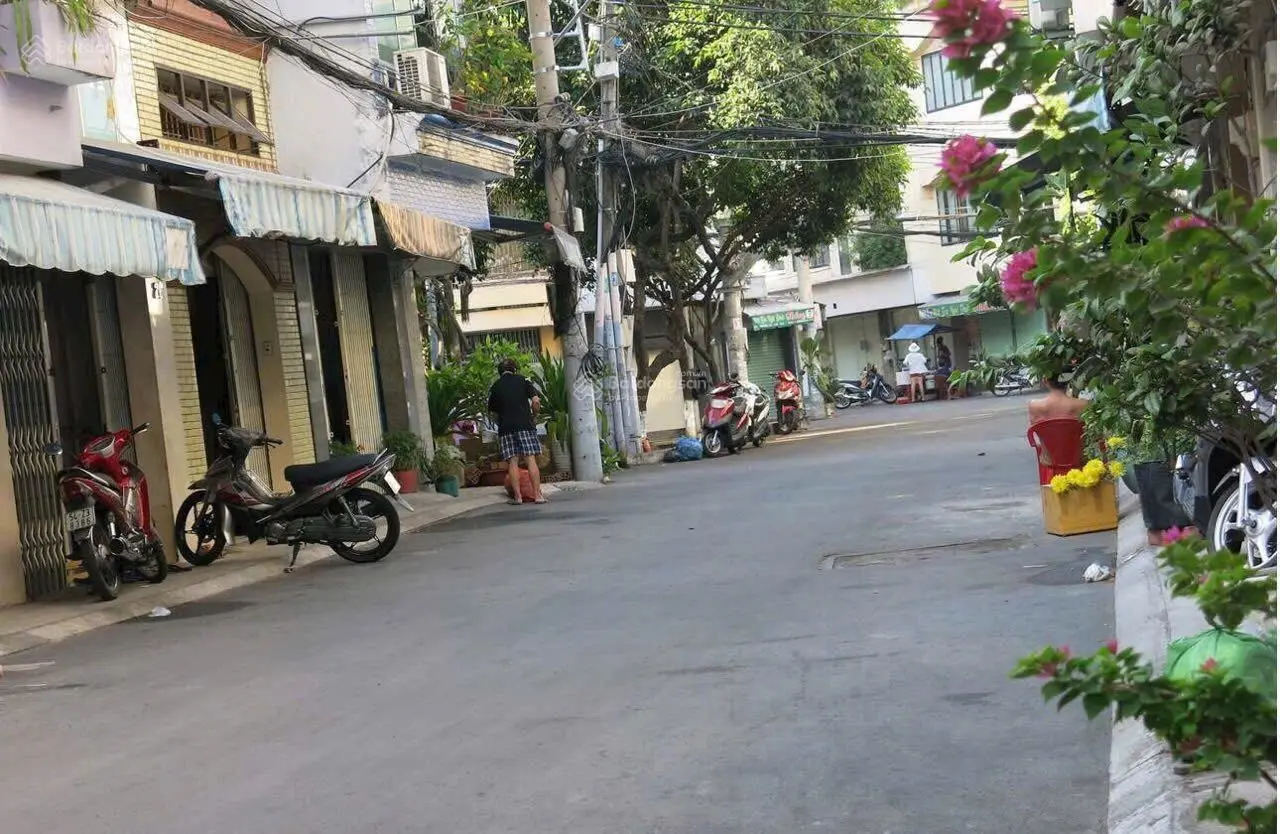 Bán nhà Q4 khu đường Số Q4 nhà 6 tầng xe hơi ngủ trong nhà. Tiện vừa ở vừa kinh doanh CHDV 7P7WC