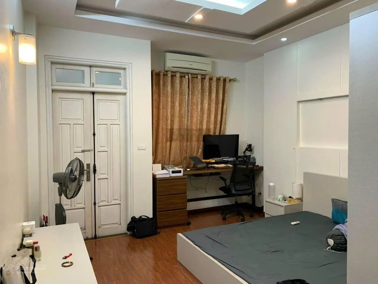 Chính chủ bán nhà khu phân lô đường Vũ Phạm Hàm, DT 65m2 x 5 tầng, đường ô tô tránh, giá 19.5 tỷ