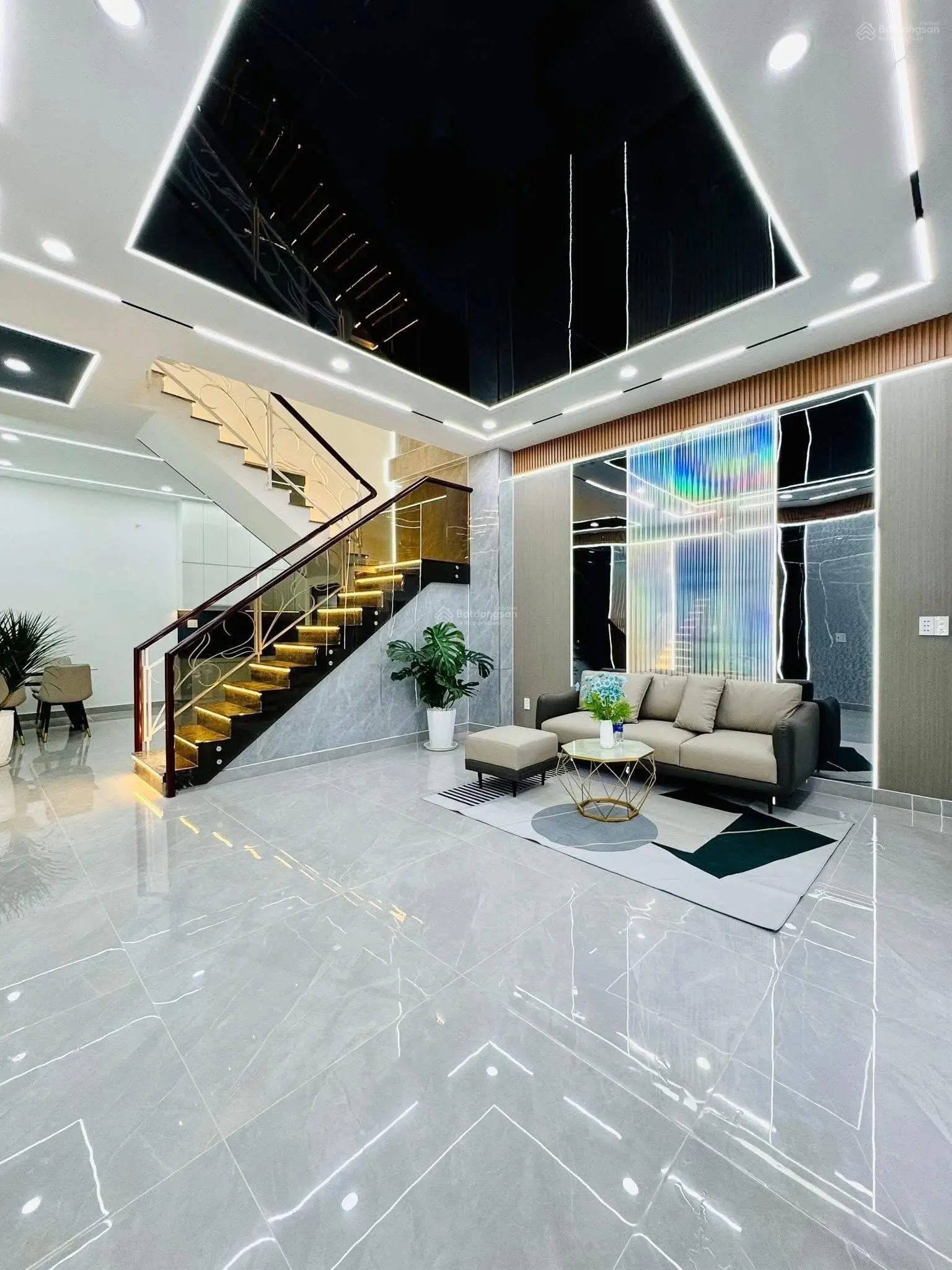 Bán nhà riêng 4PN, 4WC, 68m2 tại Thái Thuận, Thảo Điền, Q2. Giá chỉ 2,35tỷ. Hẻm xe hơi.