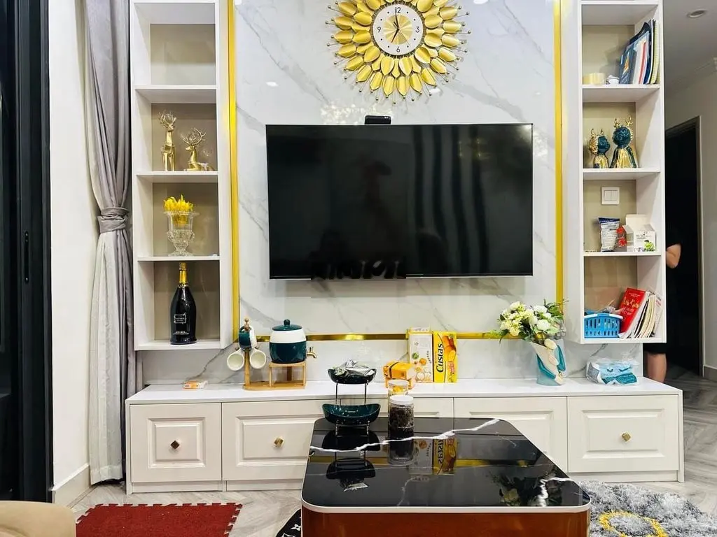 BÁN NHANH CĂN 2N1VS TẦNG TRUNG GIÁ 2 ,3 TỶ( FULL ĐỒ ) TẠI VINHOMES OP