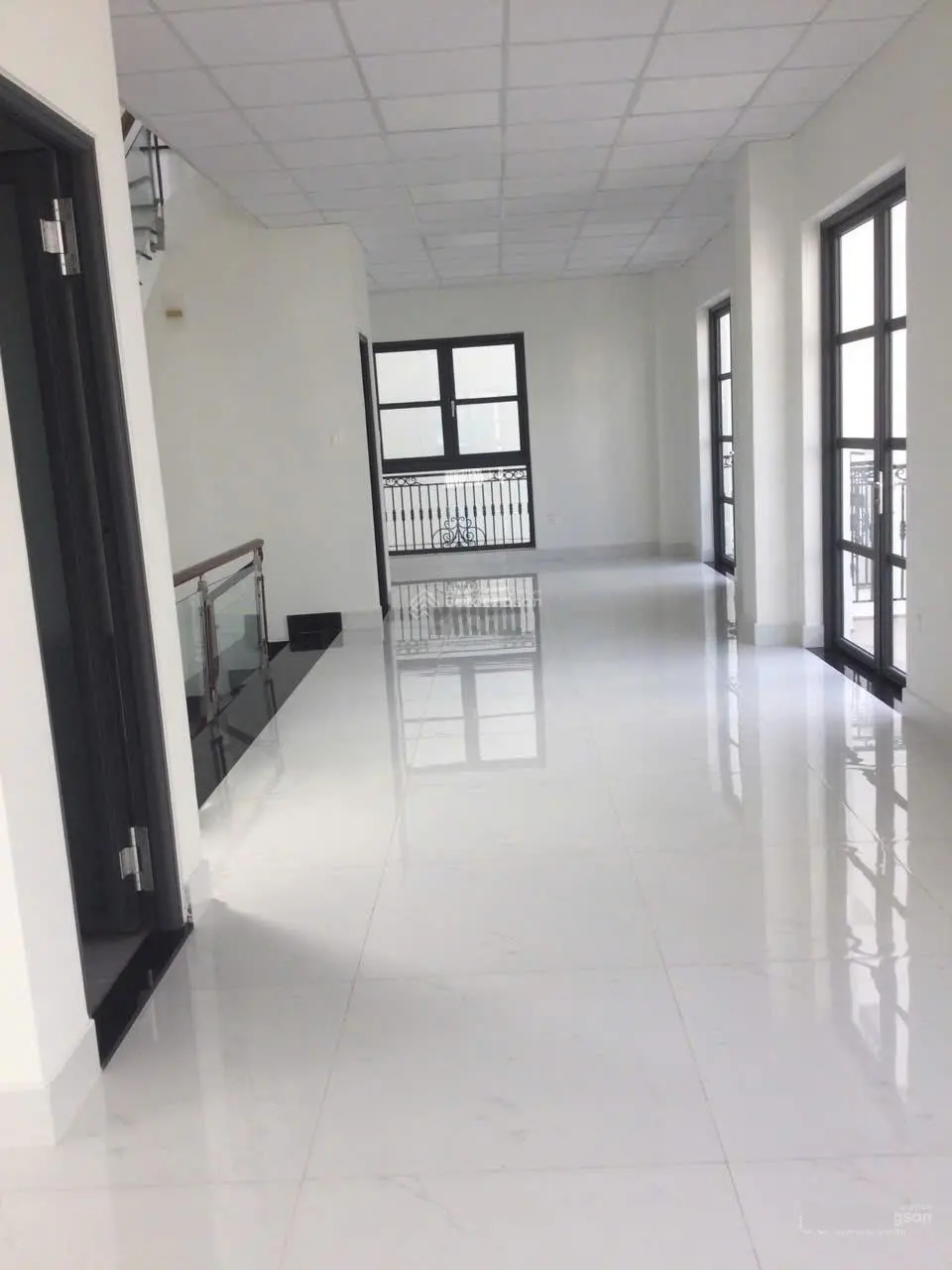 Bán nhà phố vinhomes grand park quận 9 126m2 giá 23 tỷ