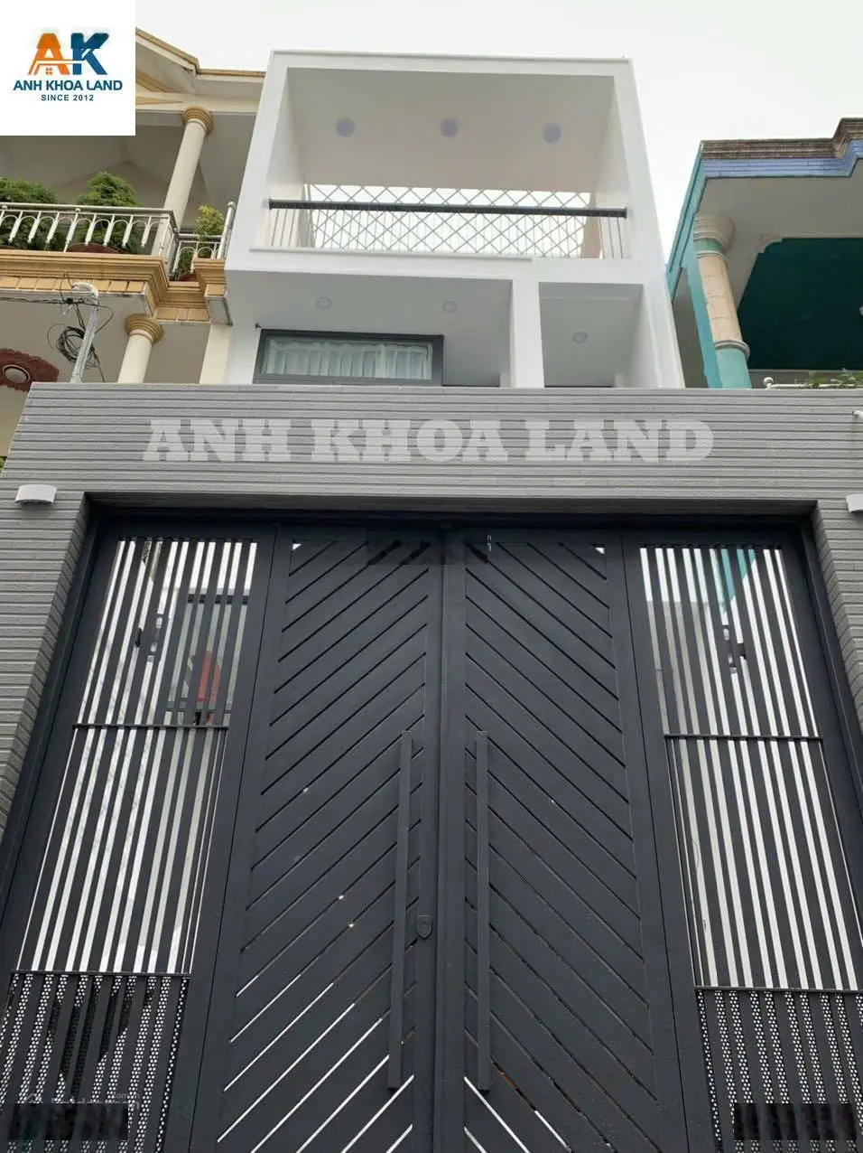 Bán gấp nhà 3 tầng hẻm xe hơi - đường số 7 - TP. Thủ Đức - hệ thống năng lượng mặt trời 5.3kw