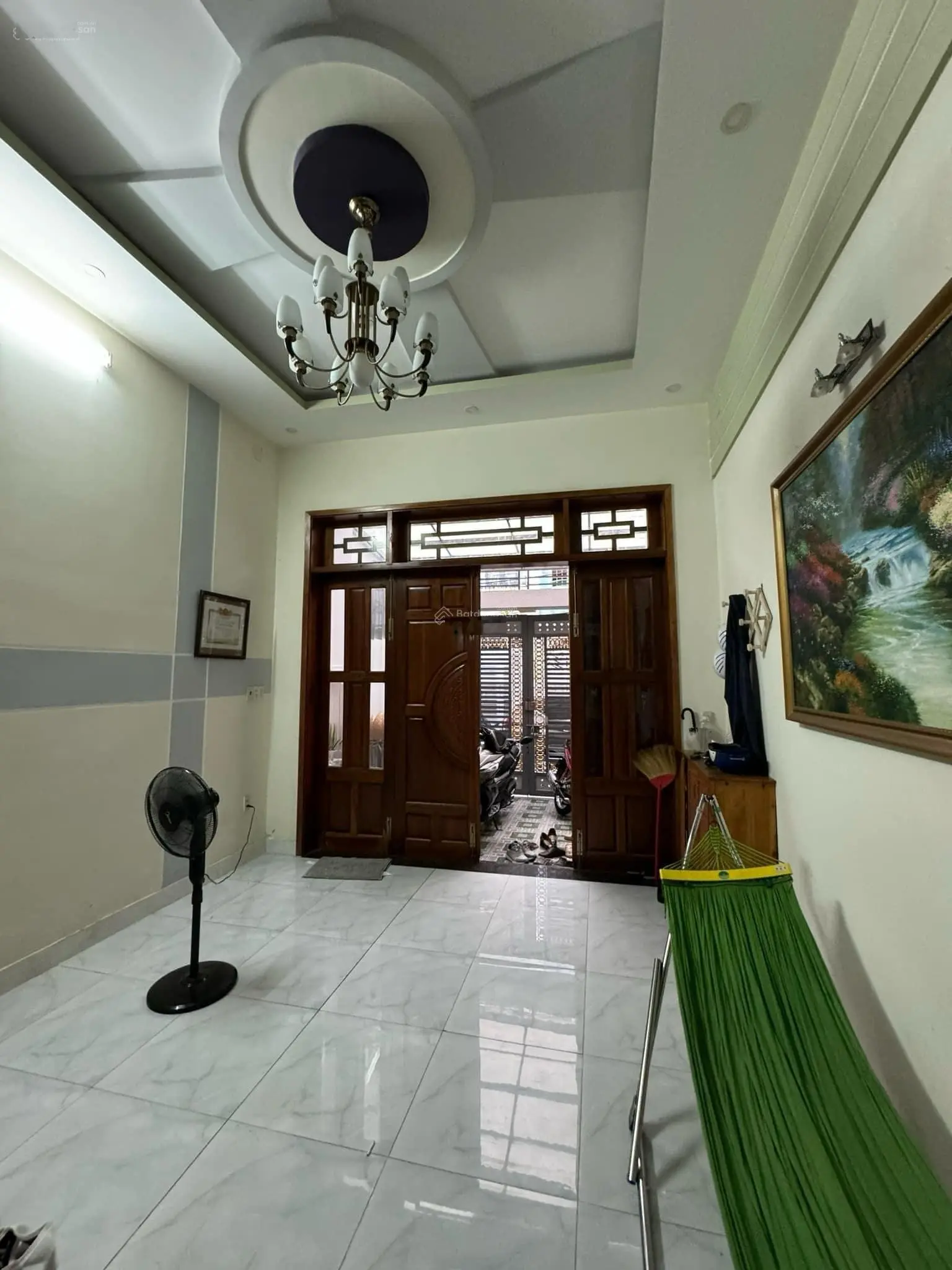 Phan Huy Ích - Tân Bình - ôtô đậu cửa vào nhà - nhà đẹp 4 tầng - sổ vuông - 8,2 tỷ
