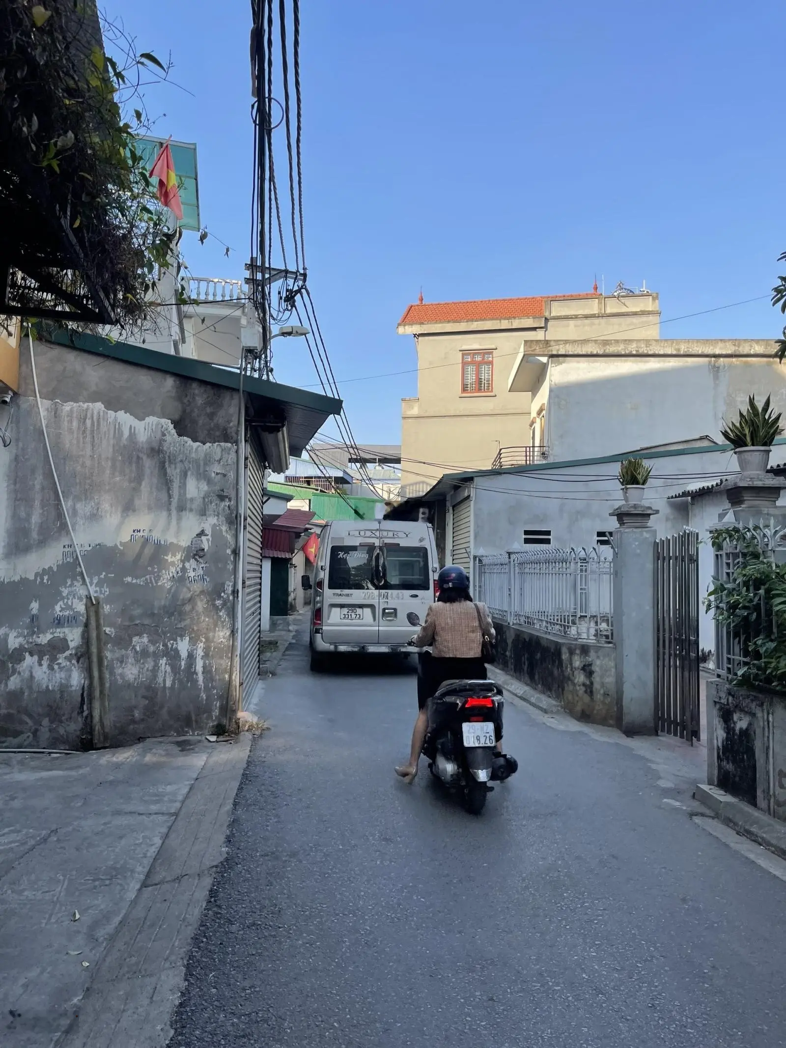 NHANH THÌ CÒN MÀ CHẬM LÀ TIẾC Ạ Nhà đẹp full thổ cư , full nọi thất 57m2 4 tầng trục chính 4,2 tỷ