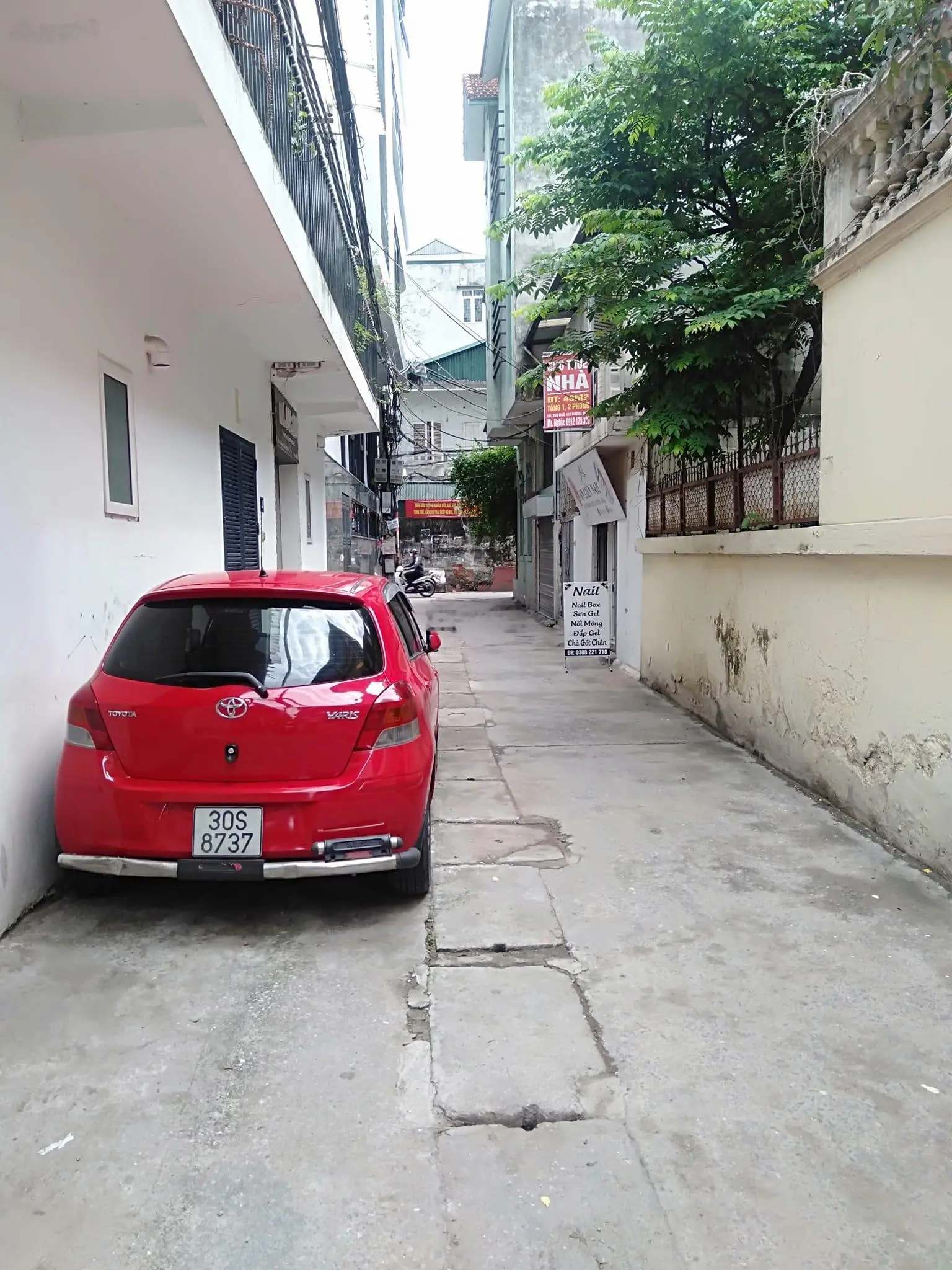 Bán nhà mặt ngõ kinh doanh Pháo Đài Láng, 35m2 xây 5 tầng mặt tiền 4.2m sổ vuông giá: 7.8 tỷ!