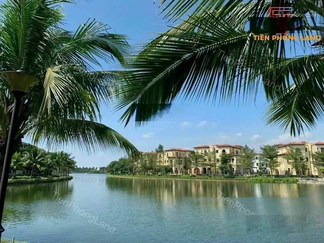 Chủ cực nét chuyển nhượng nhanh liền kề 93m2 chỉ với nhỉnh 16,x tỷ tại Vinhomes Thăng Long