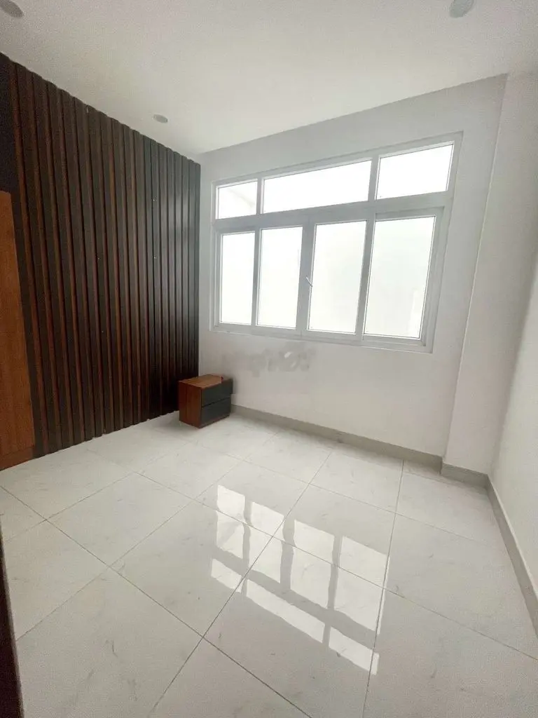 NHÀ KHỦNG 73M2, BÌNH THẠNH, XE HƠI TỚI NHÀ, 4 TẦNG, GẦN CHỢ,SANG TRỌNG