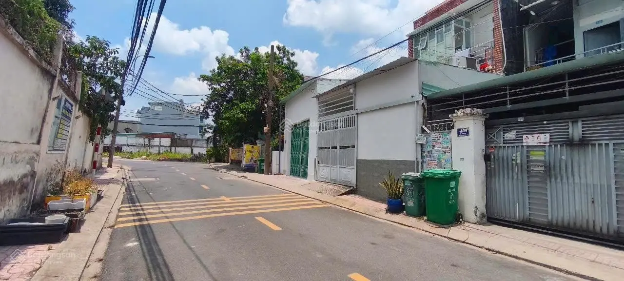 Hạ giá gấp, chính chủ bán nhà góc 2 MT đường 102 - Lã Xuân Oai - phường Tăng Nhơn Phú A Quận 9