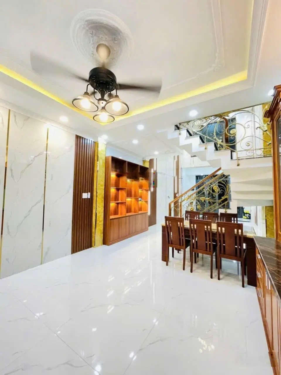 Bán nhà 5 tầng, kdc centerhome riverside, đường 11 trường thọ, sát vành đai 2, giá 8.5 tỷ tl.
