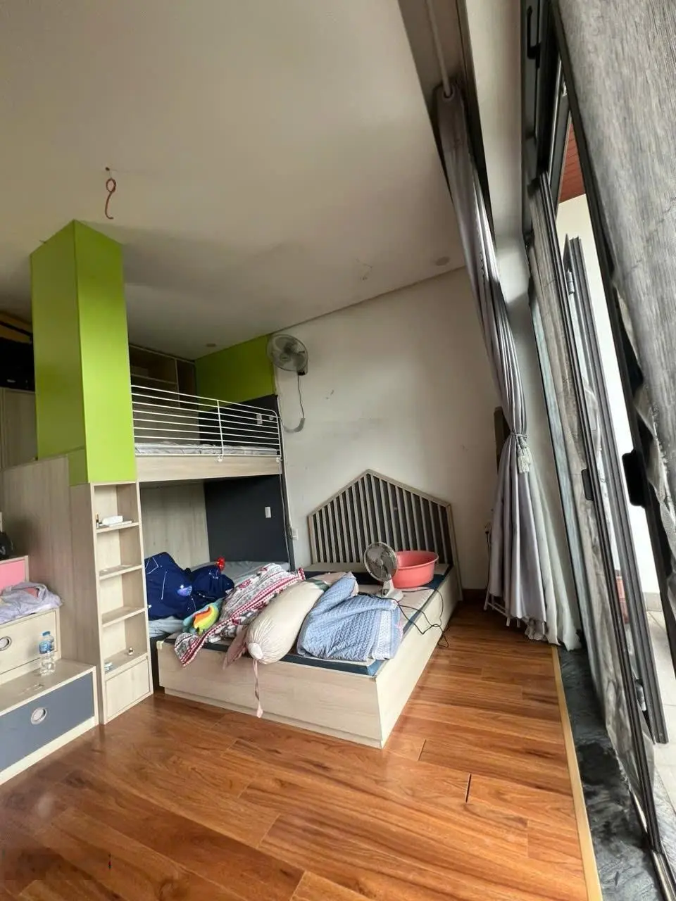 Bán nhà đẹp 4 tầng ngay Nguyễn Hữu Thọ - Hòa Thuận Tây giá rẻ