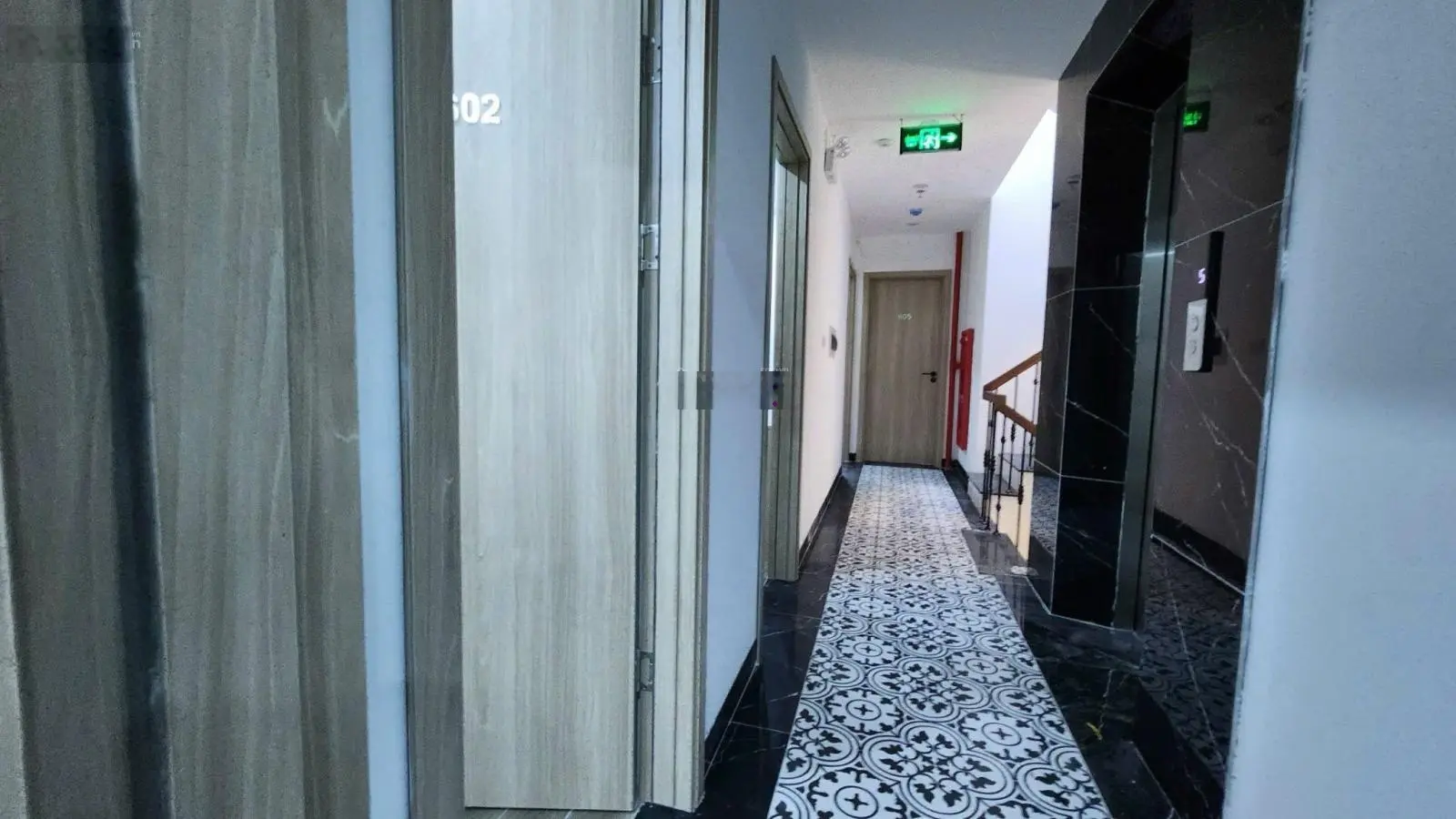 Toà CHUNG CƯ MINI QUAN NHÂN, THANH XUÂN 90 m2 7TxMT6.6m 25 Phòng cho thuê, dòng tiển 125 tr/th