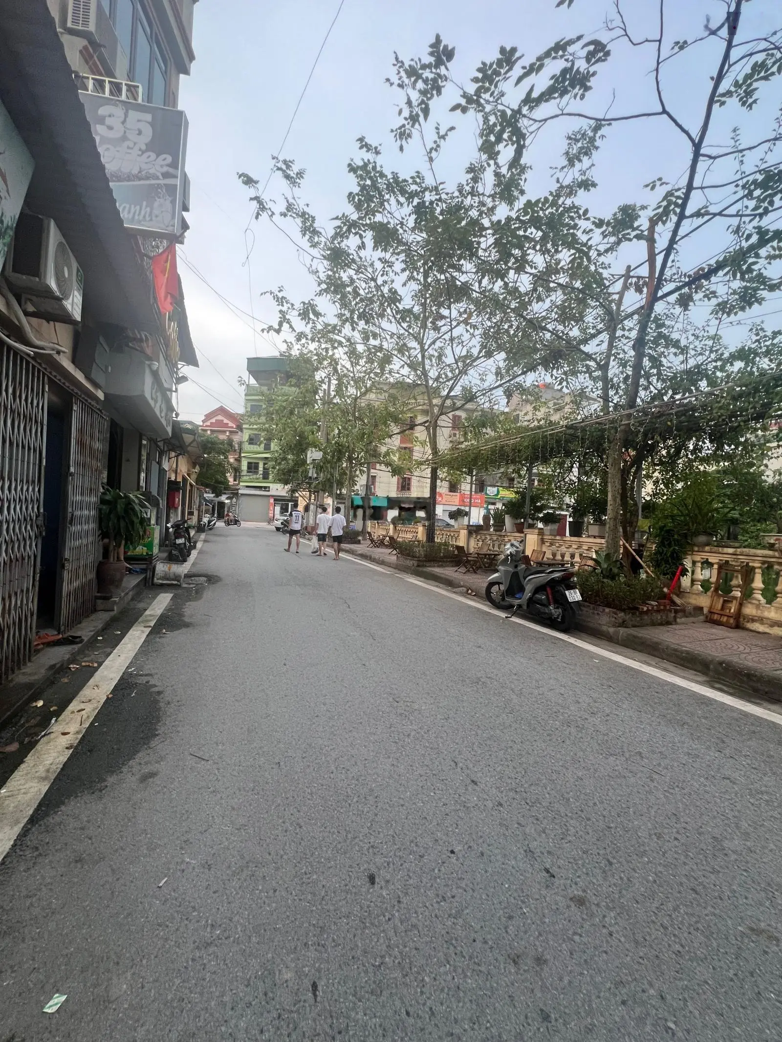 Bán nhanh 50m2. Đất Phú Diễn, Đức Diễn, gần ô tô, gần mặt phố, giá: 6,15 tỷ, LH: 0968 371 ***