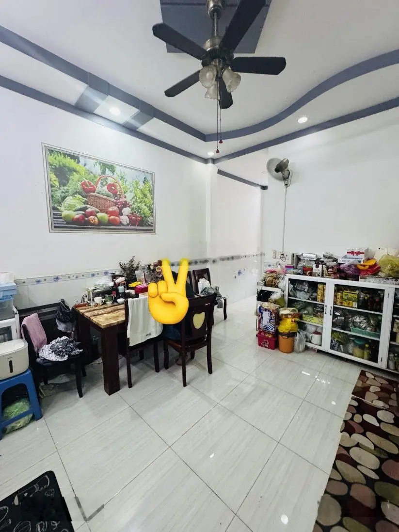 Bán nhà 4 tầng, đường 6 mét, diện tích : ngan 4 mét, dài 13,5 mét. Giá 6 tỷ 500 thương lượng.