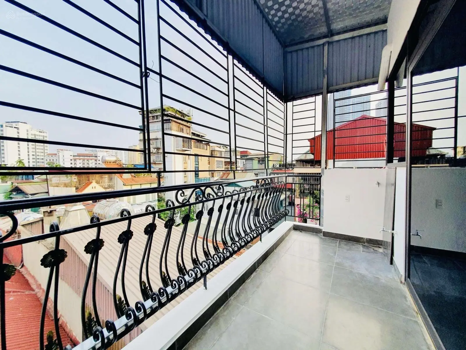 Bán nhà Thang Máy Trung Tâm Thanh Xuân 20M Ra Phố Mặt Ngõ Riêng 40m2 6 Tầng Hai Mặt Thoáng