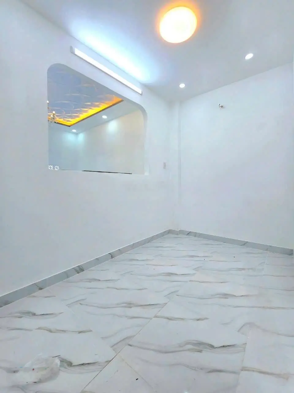 Bán nhà có phòng ở tầng trệt - 48m2 - có sân đậu xe thoải mái