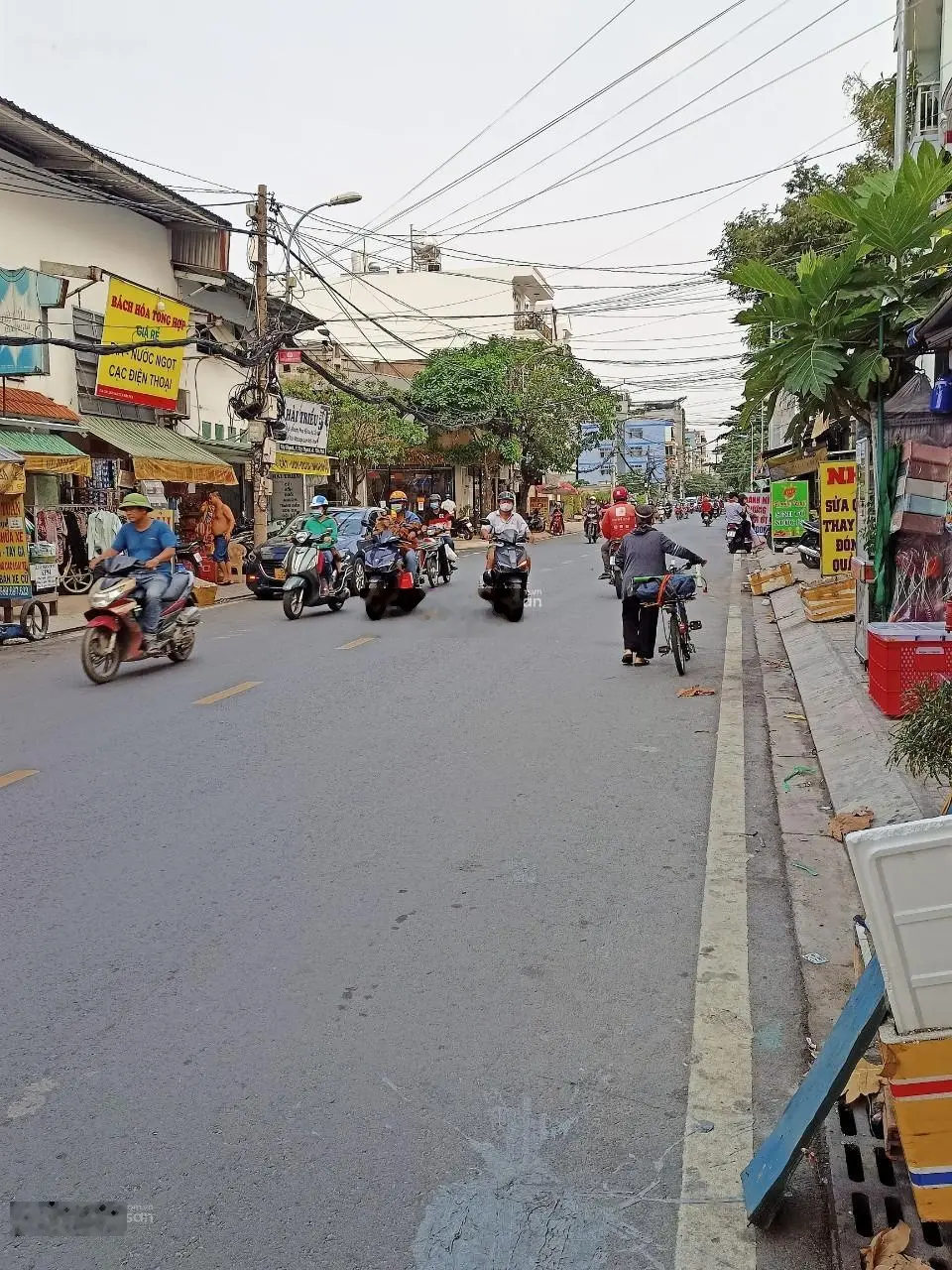 Bán nhà mặt tiền đường Nguyễn Hữu Tiến, diện tích 6,6mx24m, 1 lầu, vị trí đẹp, gần ĐH Công Thương