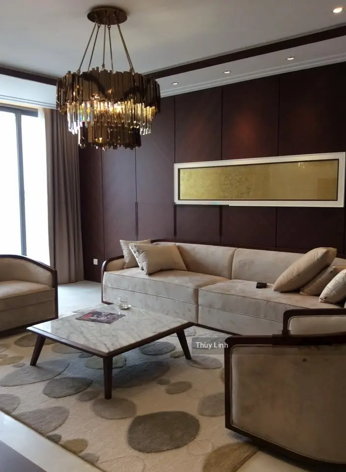 Bán căn hộ chung cư Vinhomes Nguyễn Chí Thanh, căn góc, 4 ngủ hướng đường Nguyễn Chí Thanh