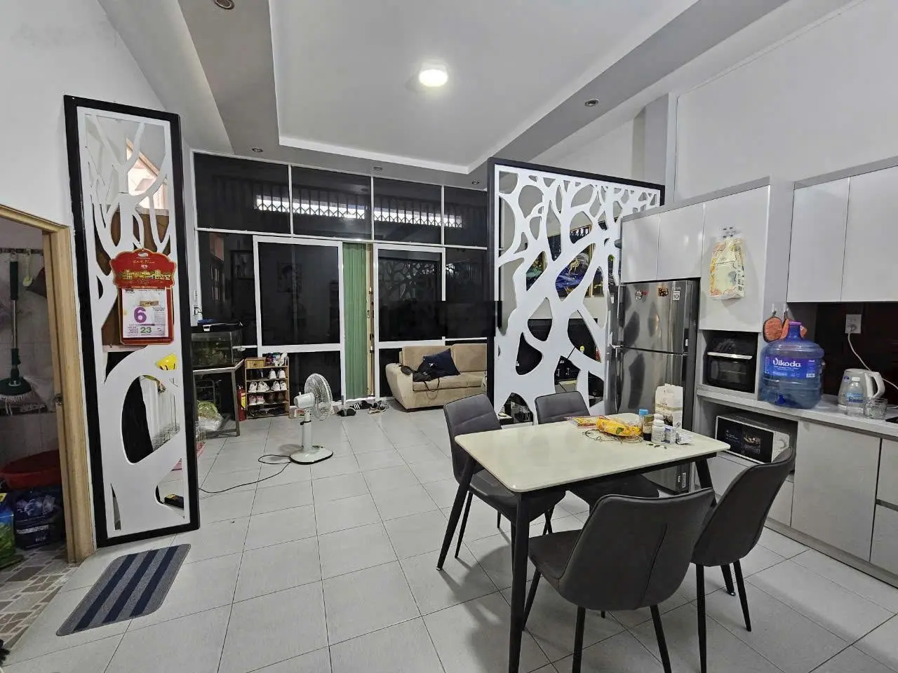Bán nhà 2 tầng 2PN tt TP Nha Trang , hẻm Hương Lộ Ngọc Hiệp, 1 tỷ 890, sổ hoàn công có nội thất