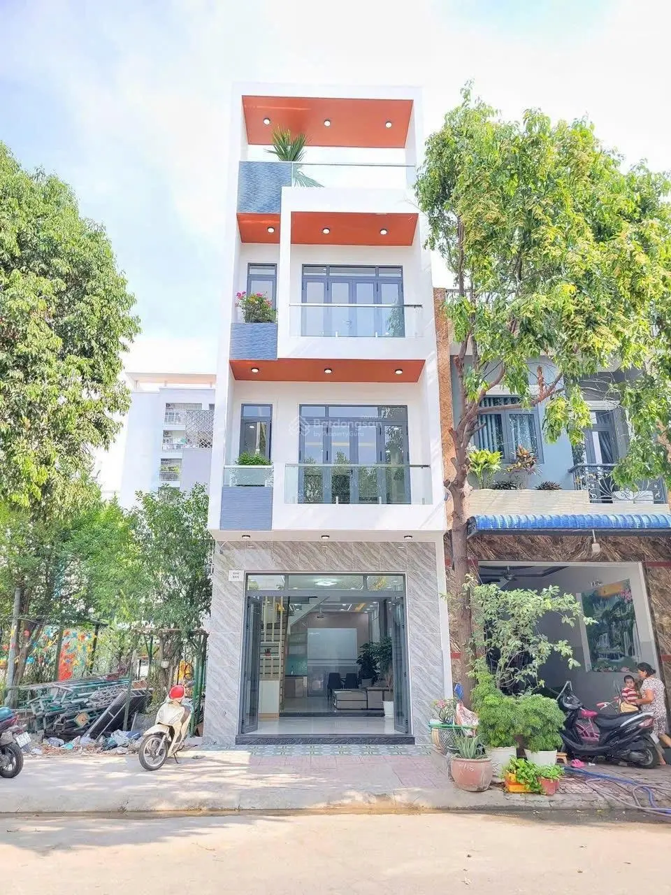 Bán nhà phố Bình Hoà giáp VSIP1 - Chợ 434 Tp Thuận An - Bình Dương