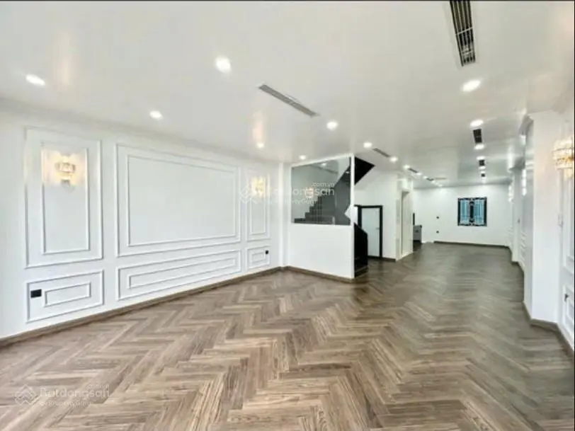 Bán nhà Ngọc Thuỵ, ô tô tránh, kinh doanh, thang máy, DT 75m2 x 5 tầng, MT 5m. Giá chỉ 18,5 tỷ