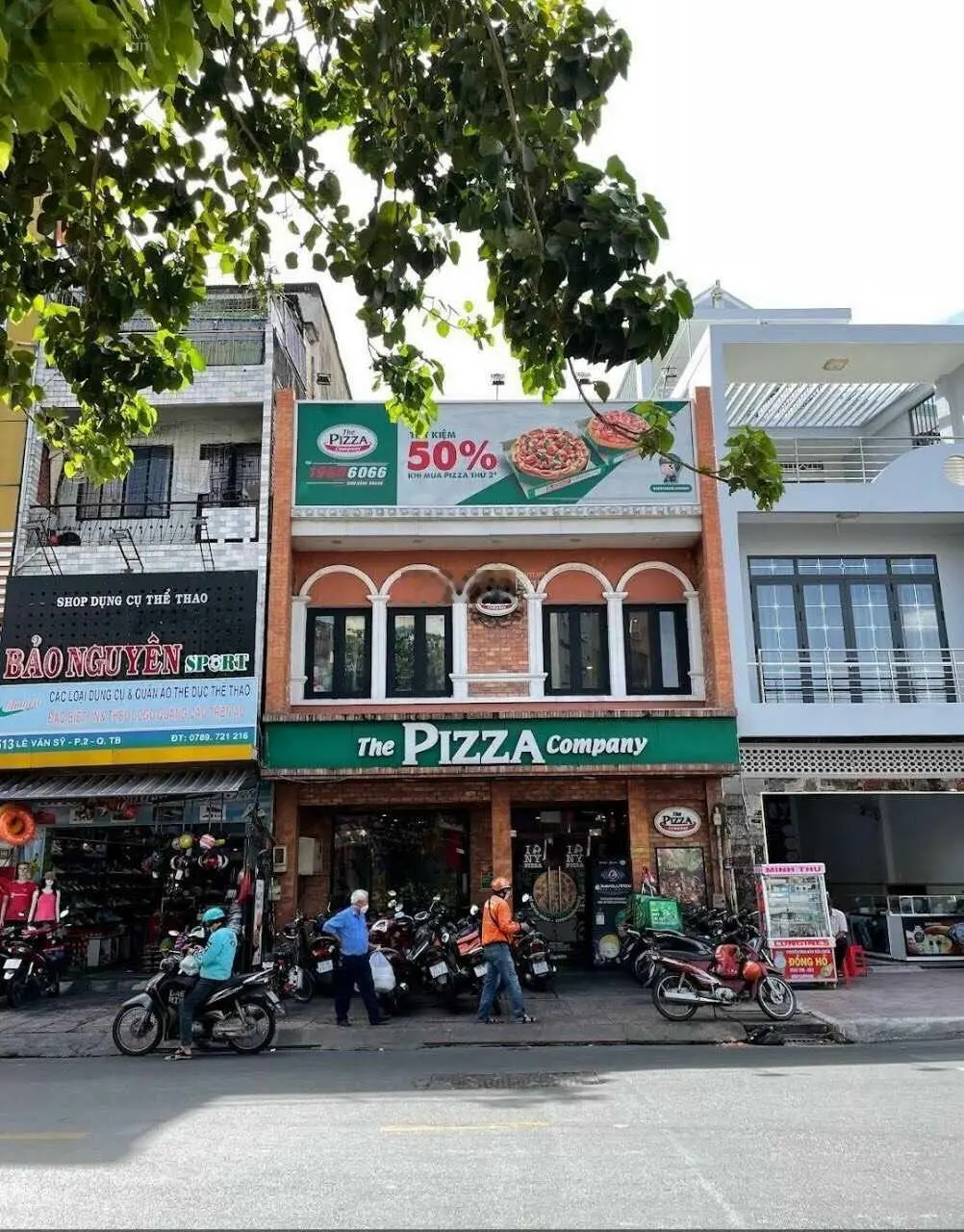 Bán nhà mặt tiền đường Trần Bình Trọng, P. 4, Q. 5. DT 5x20m, 3 lầu. Giá 28 tỷ thương lượng