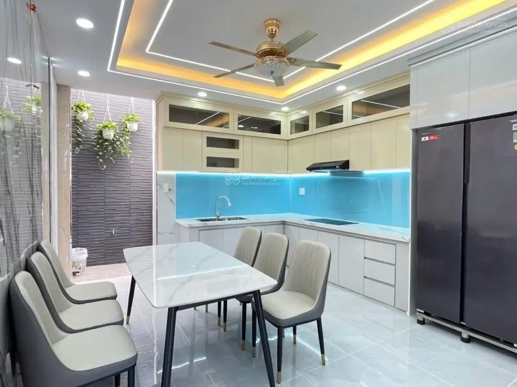 Nhà 4 tầng Lê Văn Quới hẻm xe tải thông, 60m2, cạnh ngã tư 4 Xã chỉ 5,6 tỷ (TL)
