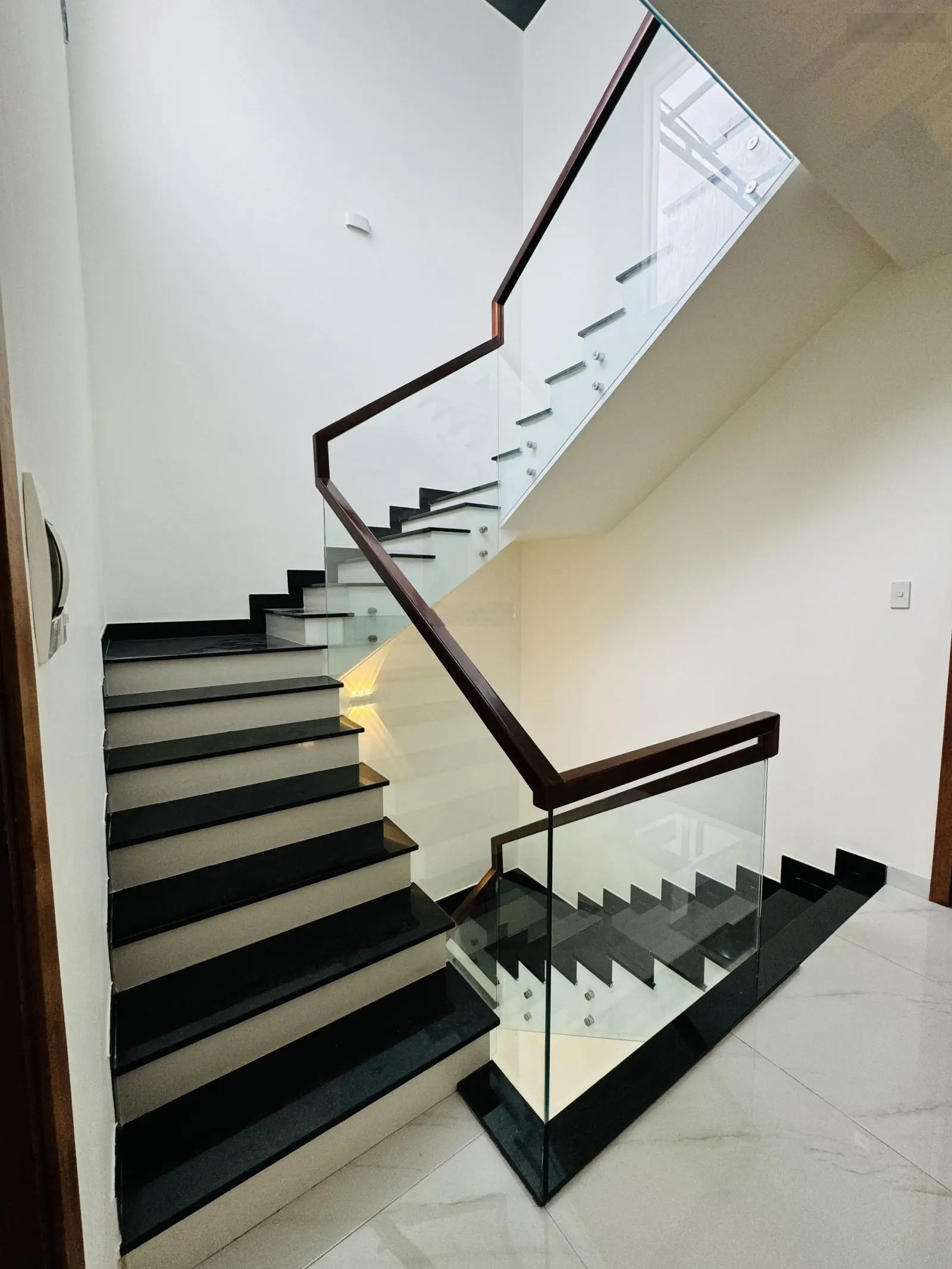 Bán nhà đường số 13 KĐT Hà Quang 2 giá tốt, vị trí thoáng đẹp giá cạnh tranh thị trường