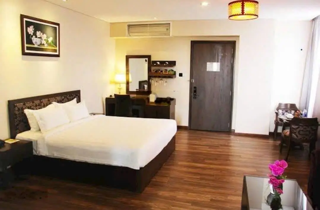 Gần biển! Bán khách sạn 12 tầng 610m2 250 tỷ - Mt Đông Kinh Nghĩa Thục - Q. Sơn Trà