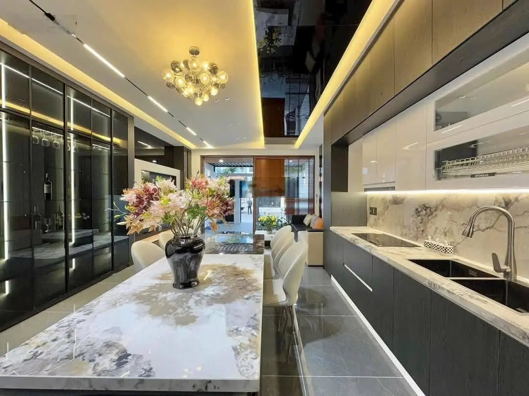 Siêu phẩm nhà 3 tầng full nội thất cao cấp kđt sinh thái hoà xuân đường 7.5m diệp minh châu