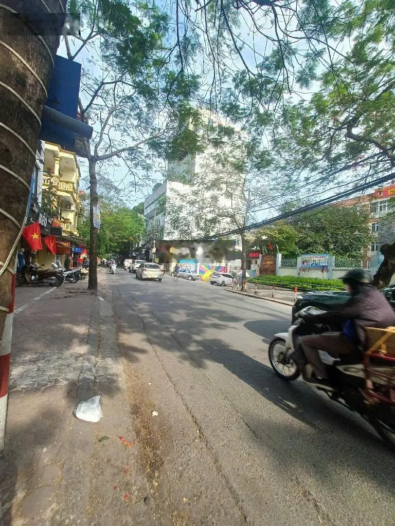 Bán mặt phố Hoàng Hoa Thám, Ba Đình. 75m2 mt 5,5m chỉ 24,5 tỷ. Mặt tiền rộng, kinh doanh sầm uất