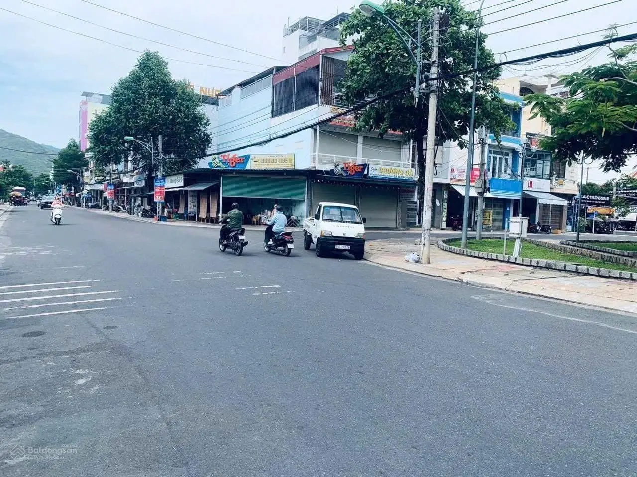 Bán nhà 3 tầng mặt tiền trường xa vĩnh nguyên