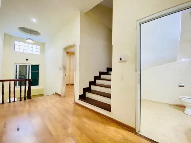 Siêu phẩm Pháo Đài Láng - DT 42m2 - 4tầng - MT4.2m - 11 tỷ