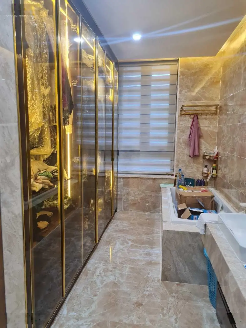 Biệt Thự 2 MT ngay Nguyễn Trọng Tuyển 8x20m hầm 4 lầu 40tỷ về 34.8tỷ