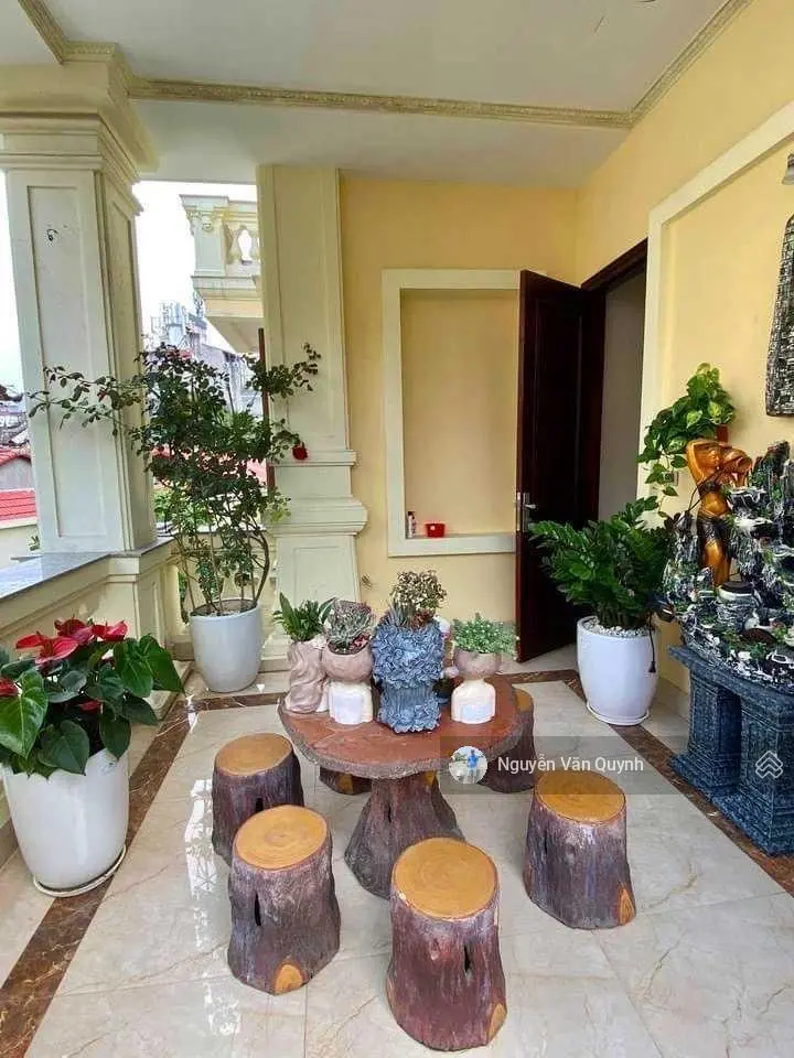Cần bán gấp biệt thự 398m2,giá 260tr/m2 lô góc 3 mặt đường siêu đẹp,tổng 3 mặt 62m,5 tầng thang máy