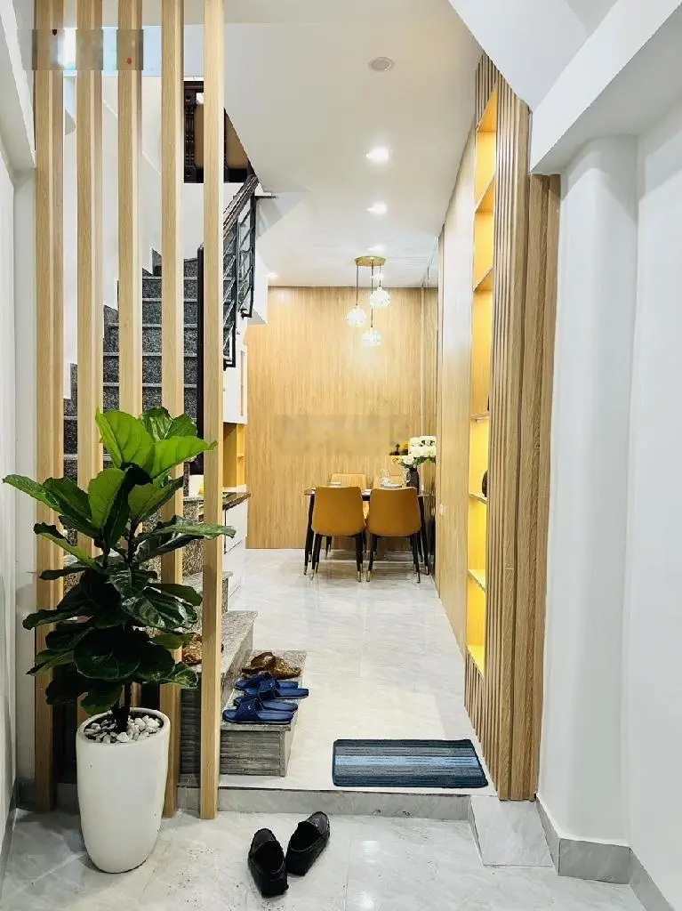 Bán nhà Khâm Thiên, Đống Đa, Dt 25m 4 tầng giá 3.65 tỷ, Nhà đẹp ở ngay, HIẾM