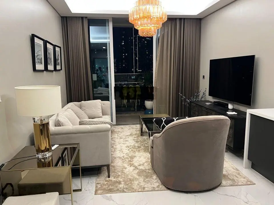 Chính chủ bán gấp căn hộ 2PN 2WC chung cư Res Green Tower DT 77m2, giá 1ty630 còn thương lượng, SHR