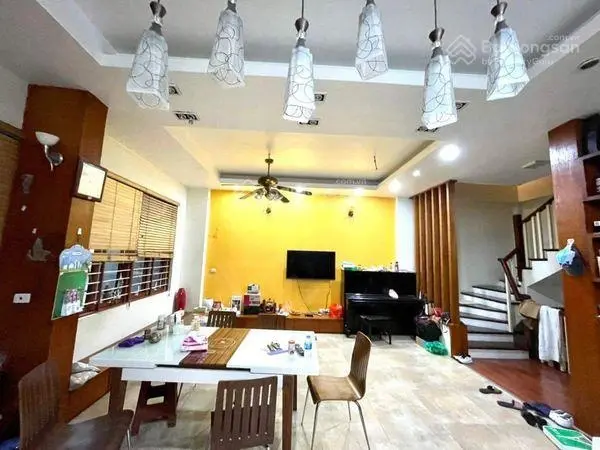 HOT! Hào Nam, Đống Đa, 60m2, MT 6m, 4 tầng, kinh doanh, giá 8.7 tỷ