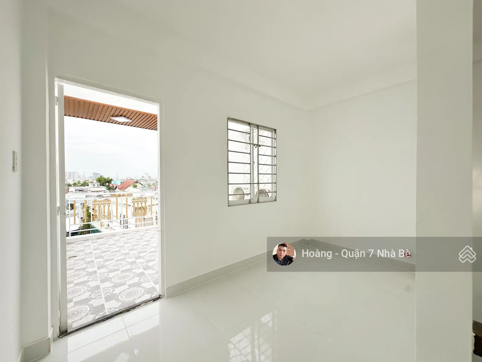 Nhà Mặt Tiền Hẻm-1Sẹc Đường Huỳnh Tấn Phát DT4x15m-1Trệt 2Lầu Sân Thượng 4PN 5WC-Cách Q7 tầm 1,5km