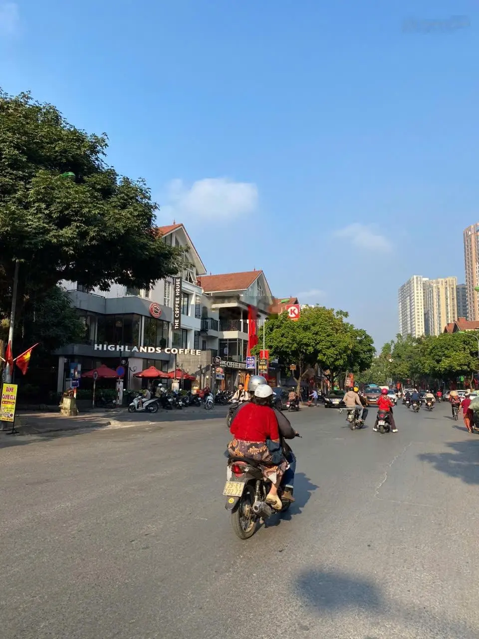 Giảm 4 tỷ bán nhà mặt phố Nguyễn Văn Lộc 165m2, 7 tầng, mặt tiền 9m, 2 thoáng