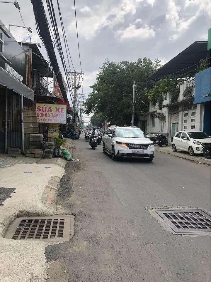 Nhà 1 trệt 1lầu 4x15=60m2 Vườn Lài Q.Tân Phú cách Lũy Bán Bích 300m, thuận tiện kinh doanh , sổ sẵn