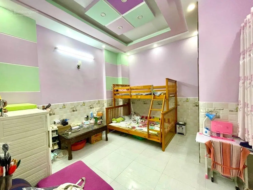 Bán nhà hẻm 197 Bạch Đằng Xe Hơi Vào Nhà 64m2 4 Tầng nhỉnh 8 Tỷ