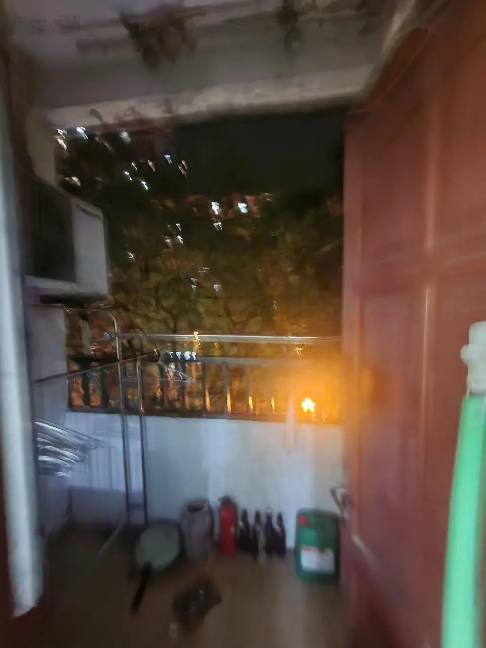 Bán chung cư Nơ Bán Đảo Linh Đàm diện tích 75m