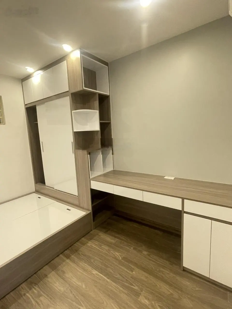 Em bán căn hộ tại HH Linh Đàm, tầng 20 view thành phố. Diện tích: 66 m2