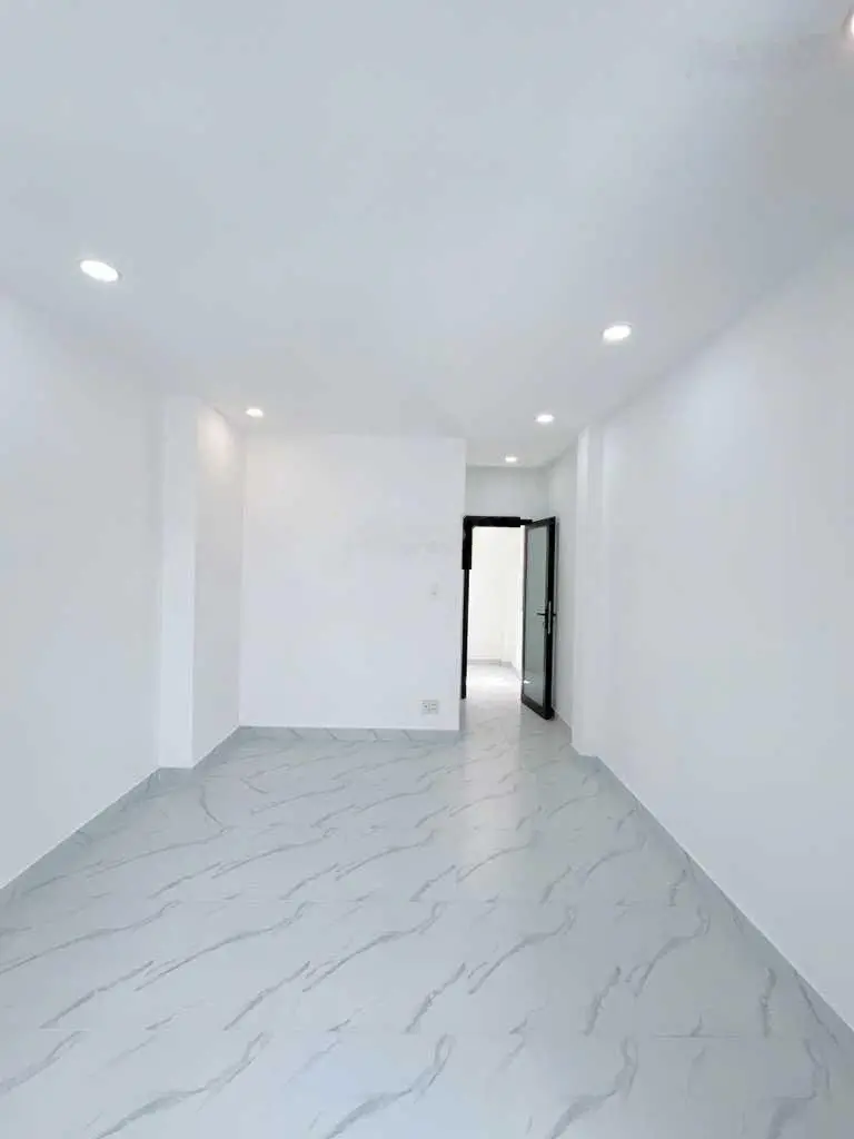 Quận 7 - Lê Văn Lương - hàng xóm Lotte - diện tích 35m2 - hẻm ba gác - nhỉnh 3 tỉ TL